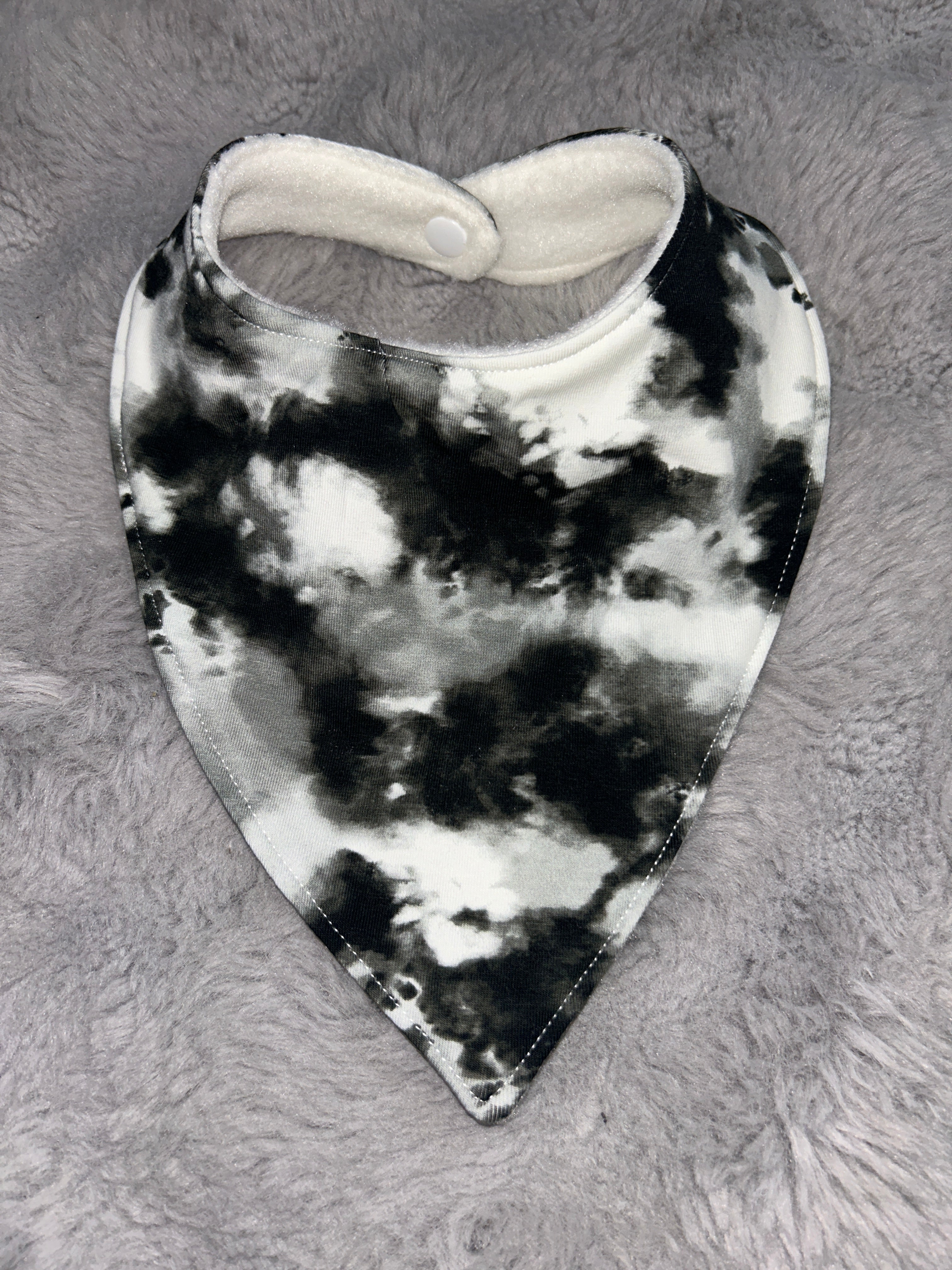 Tye dye  dribble bib