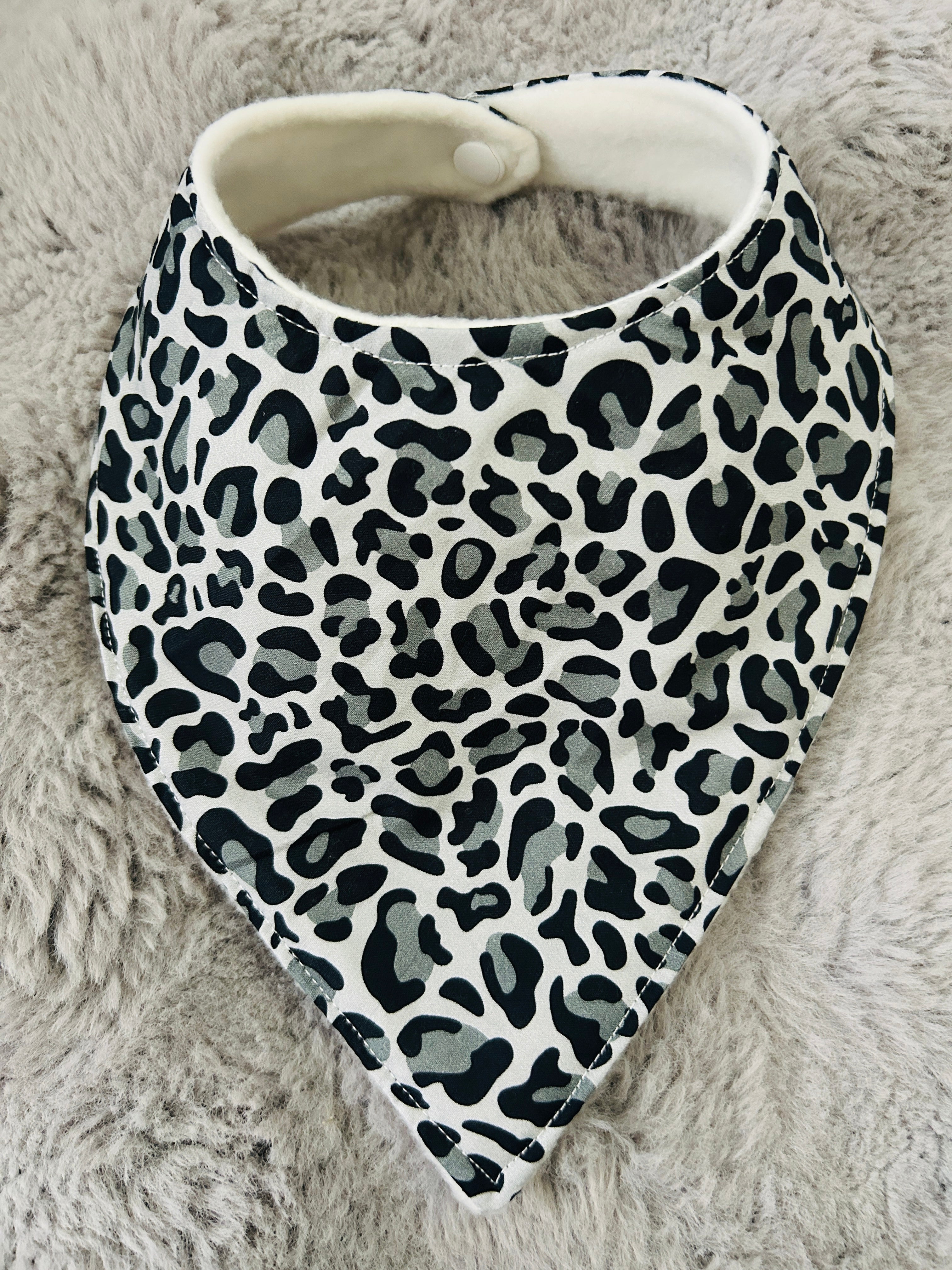 Grey leopard print dribble bib