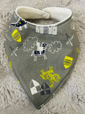 Knights dribble bib