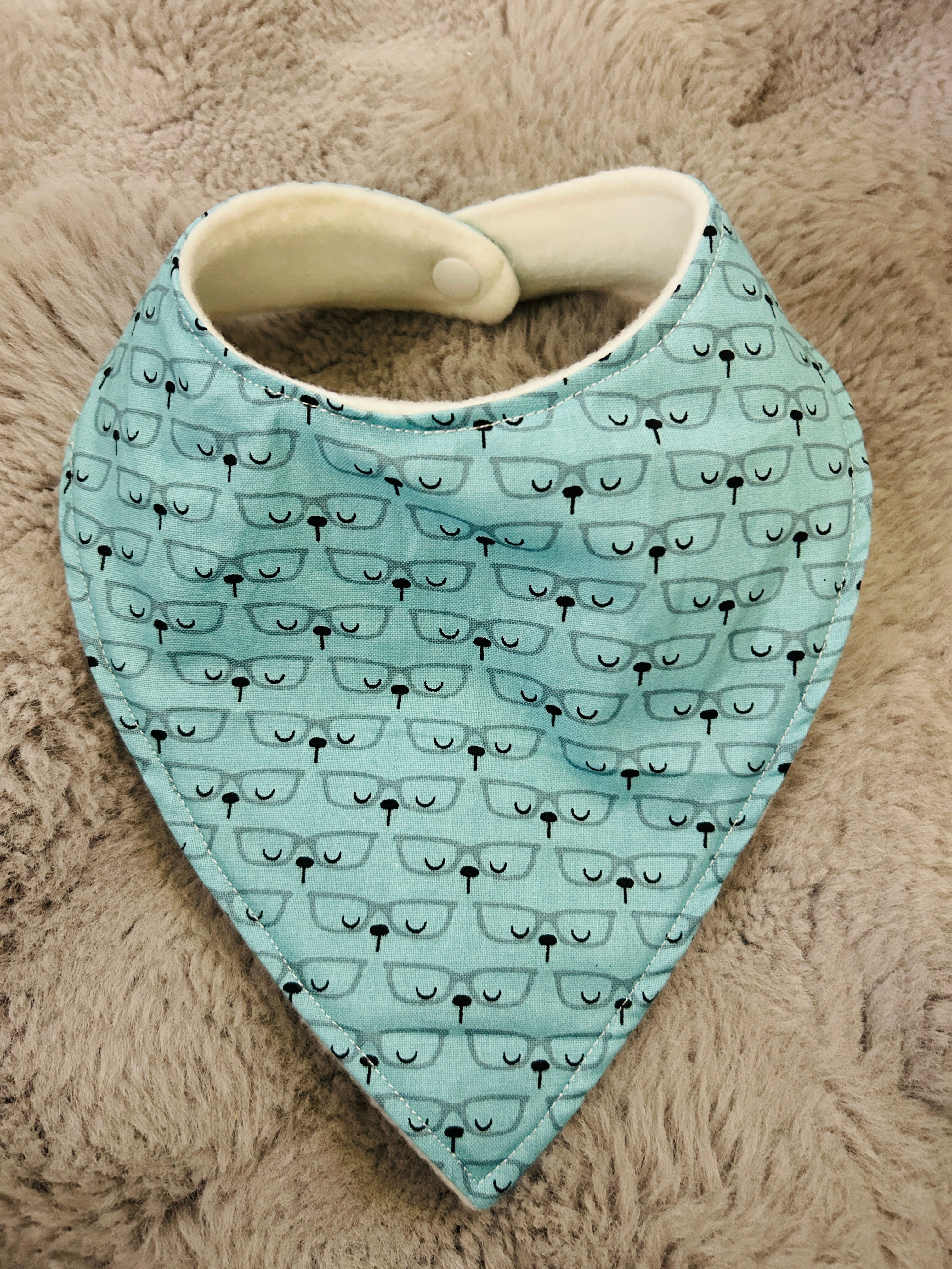 Bears in glasses  dribble bib