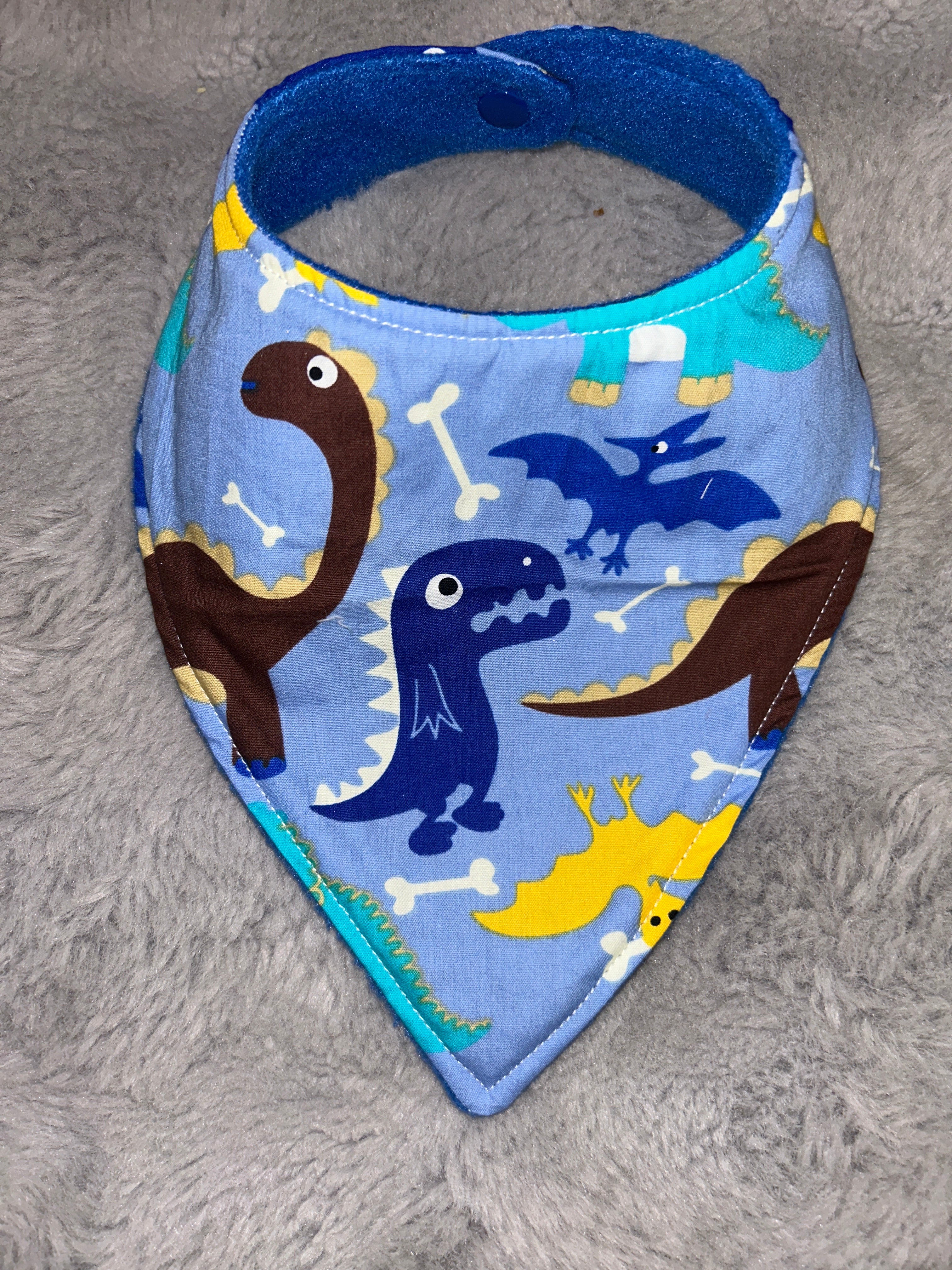 Dinosaurs dribble bib
